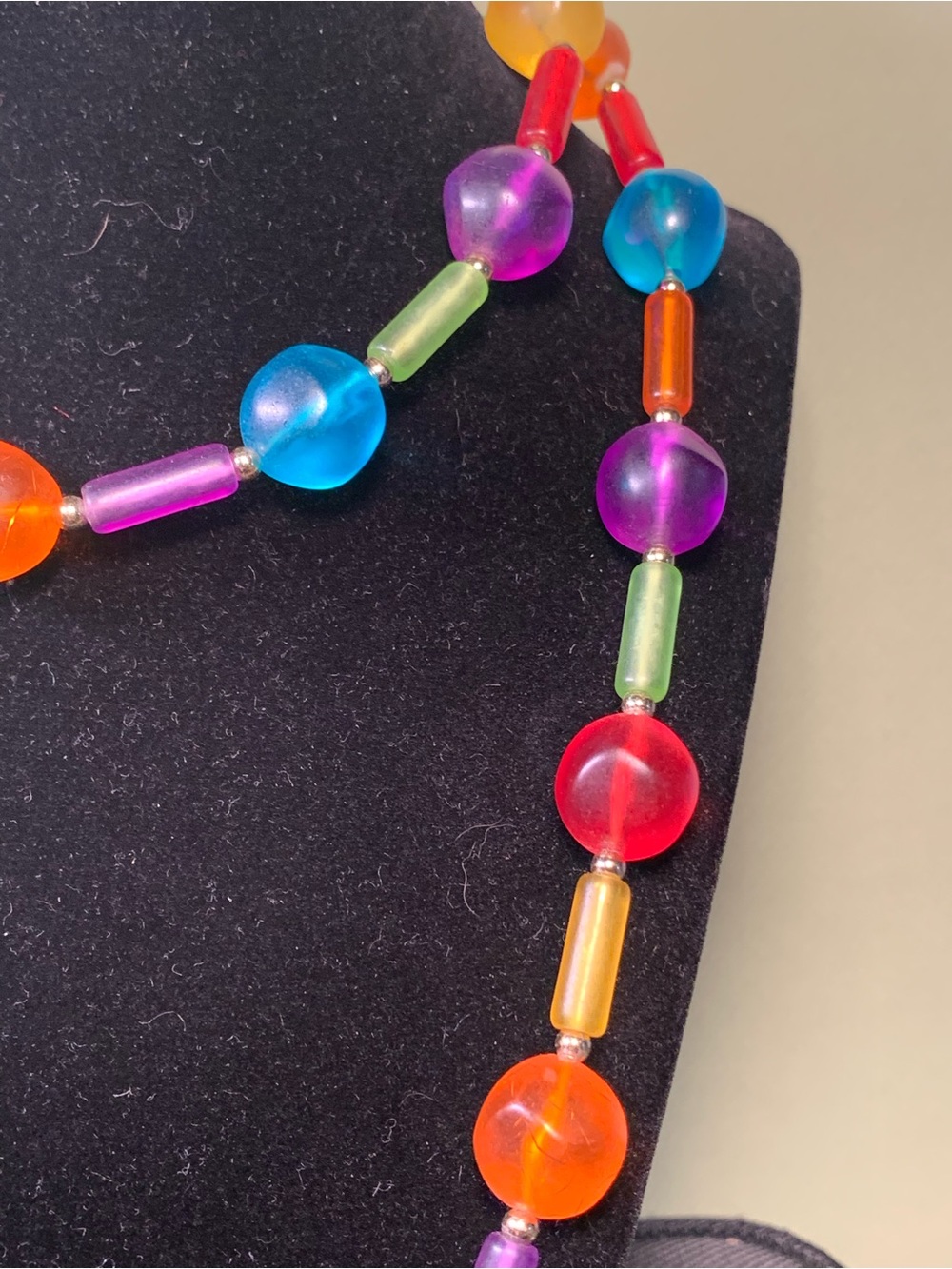 Colorful Acrylic Bead Necklace - Multicolor - Picture 3 of 5